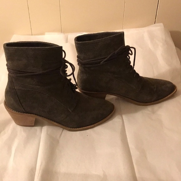 COPY - Kelsie Dagger 👢GREAT BOOT - Picture 2 of 6